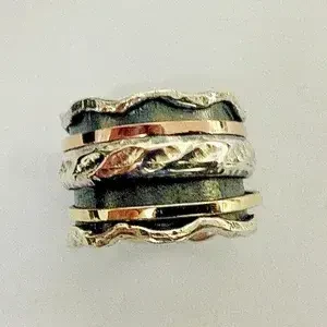 Meditation Spinner Rings That Blend Spiritual Meaning with Artisan Craftsmanship